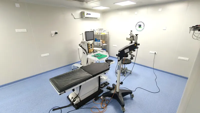 Operation theatre with surgical bed and sterile setup